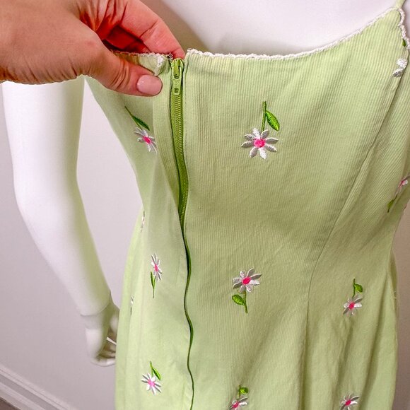 Lilly Pulitzer 90s Floral Embroidered Mini Summer Dress in Green Vintage Sz 10P - Picture 10 of 15